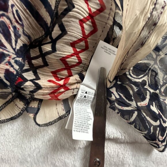 Lucky Brand Womens Boho Print Gauze Split Neck Ruffle Trim Blouse Top XS NWOT - Picture 5 of 8